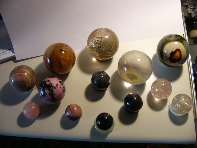 Kugelsammlung 2x Saphir ,Obsidian,4x Bergkristall ,3x Rhodochrosit ,Golden Healer,Rosenquarz,Polychrome Jaspis