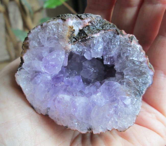 amethystdruse handfüllen01.jpg