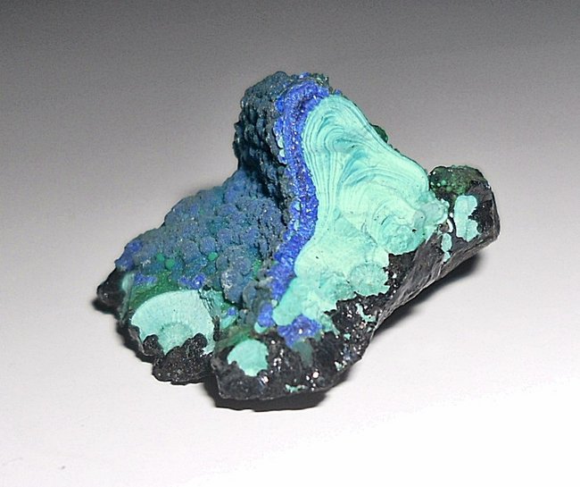 chrysokoll-azurit-malachit, arizona.jpg (131.33 KiB) 20961 mal betrachtet Chrysokoll-Azurit-Malachit, Arizona