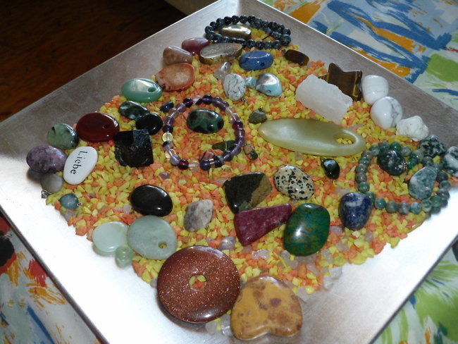Marmorherz, Goldflussdonut, Thulit, Chrysokoll, Serpentin Anhänger, Gagat, Dalmatinerstein, Chalcedonopal, Flecklapis