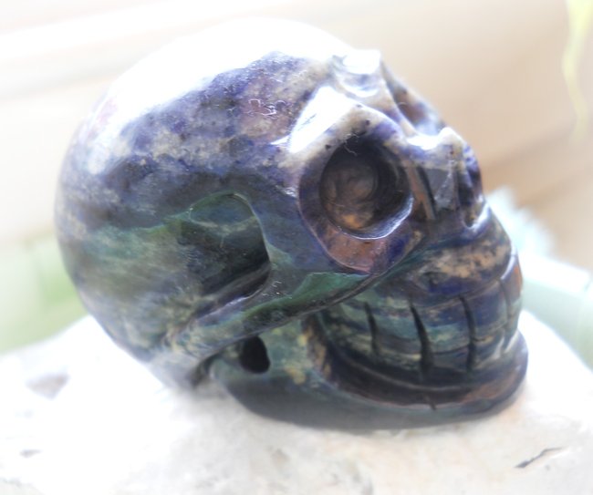 sodalith_skull42.JPG