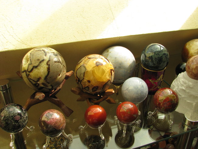 Septarien,Calcit blau, Jaspis, Karneol, Granat i.Biotit, Rhyolit, Spinnw.Obsidian