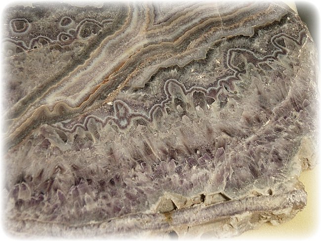 Amethystquarz Schnitt Ardennen Fr 1e Auschnitt