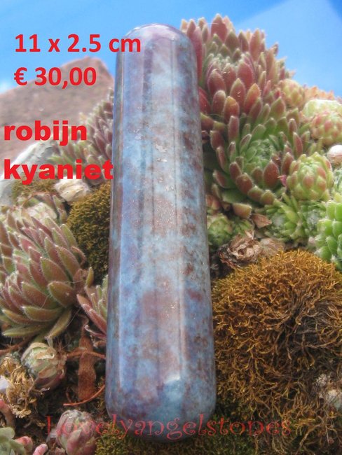 robijnkyanietstick.JPG