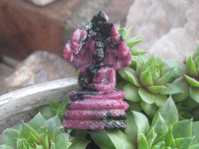 buddha robijnzoisiet (1).jpg