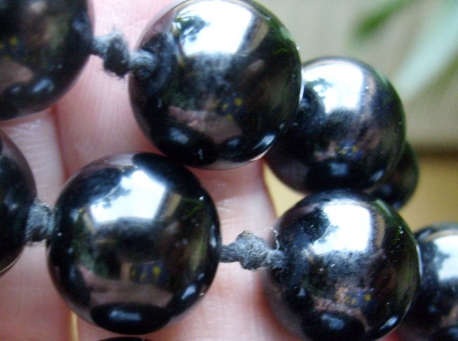 schwarze kette001.jpg
