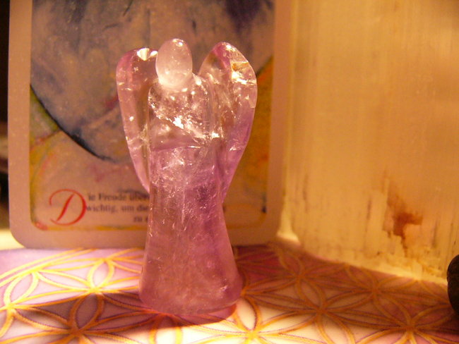 Amethyst Engel