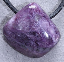 Charoit Trommelstein gebohrt