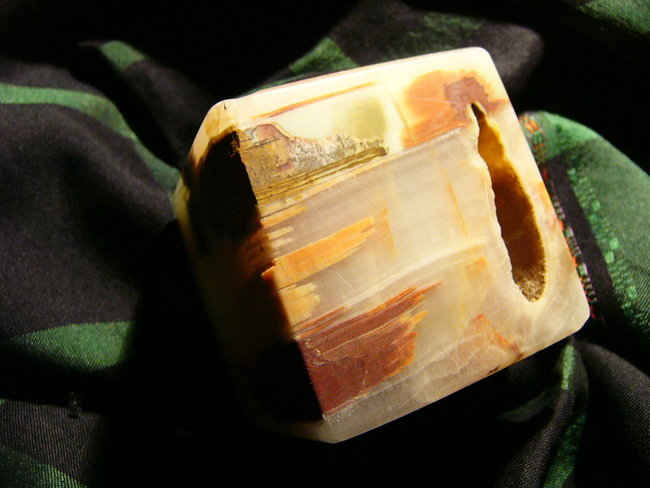Onyx Marmor(Calcit - Aragonit)