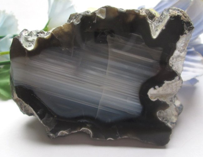chalcedon geode02.jpg