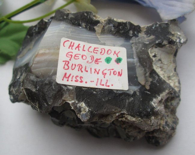 chalcedon geode03.jpg