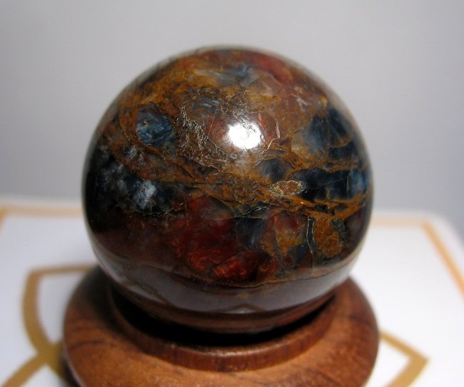 Pietersit Kugel (1).JPG (153.74 KiB) 9124 mal betrachtet Pietersit Kugel