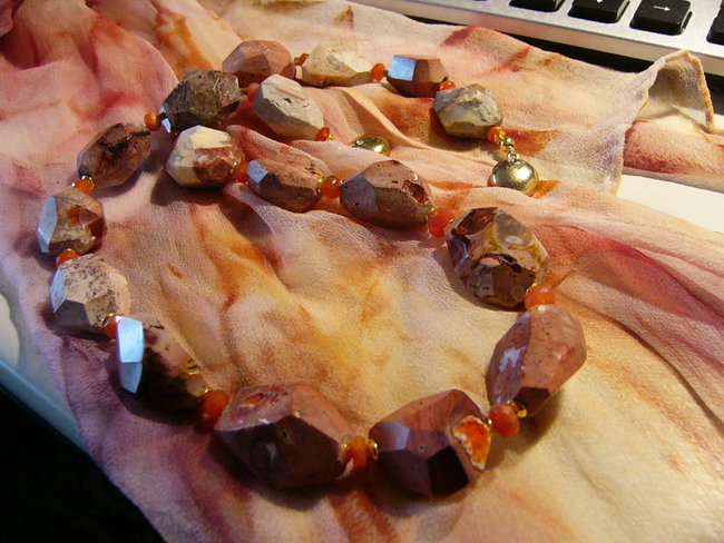 Kette polierter,facettierter Feueropal in Matrix  - Mexico