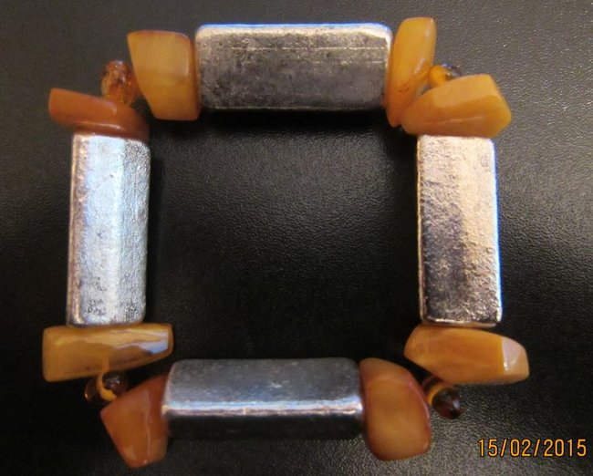 Armband.JPG