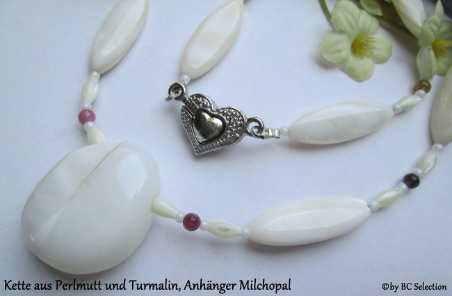 perlmutt mit milchopal-kette - neu05.jpg