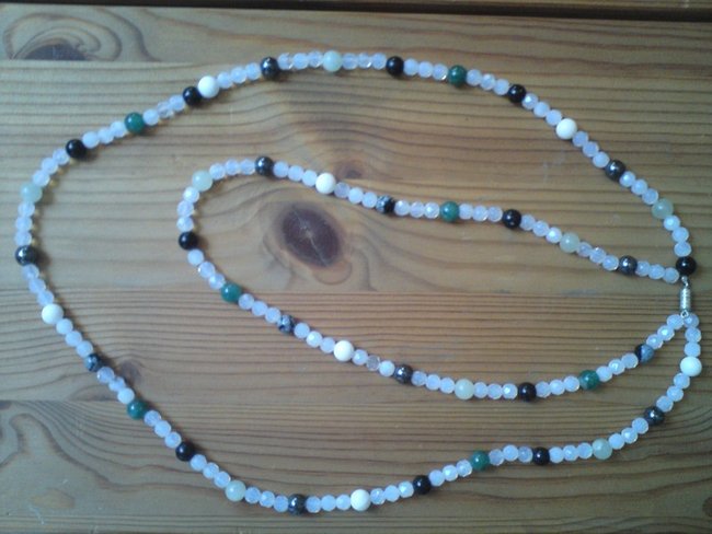 Mutters Kette neu 1.jpg