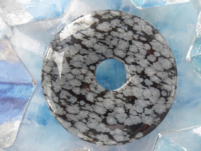Obsidian Schneeflocken, Donut, 50 mm,