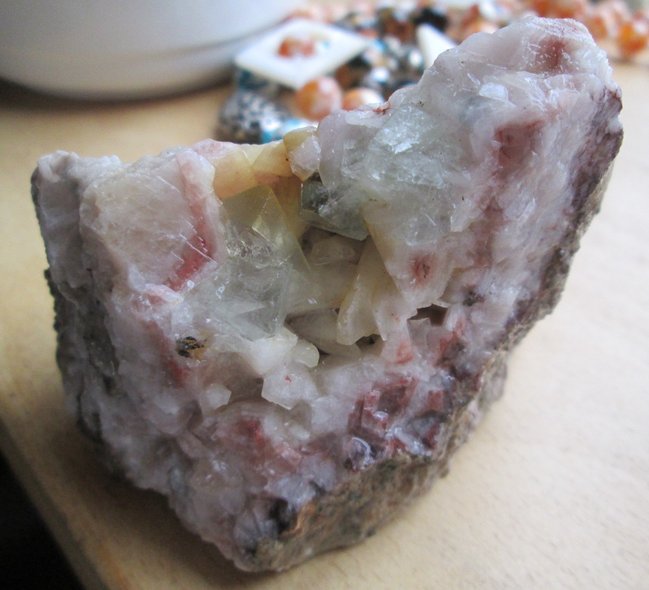 regenbogenfluorit rohstein-07.jpg