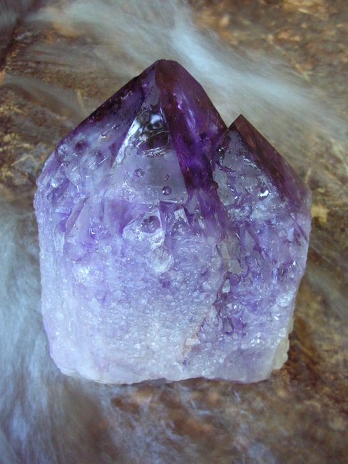 Amethyst &quot;Erdenhüter&quot; Bolivien