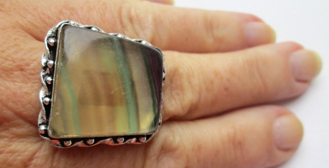 ring regenbogenfluorit 02.jpg