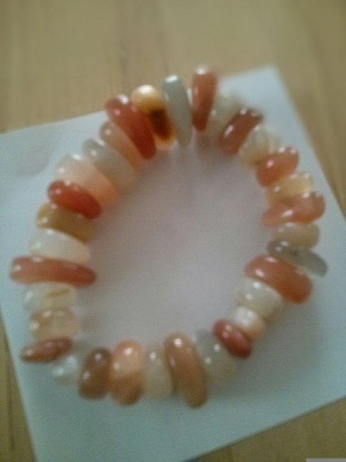 Mondsteinarmband2.jpg