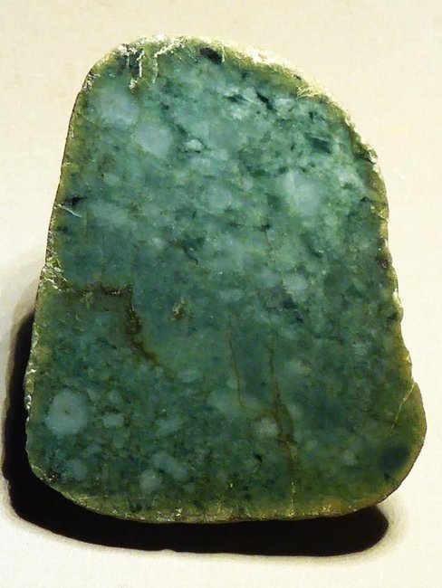 Jadeit aus Myanmar.jpg