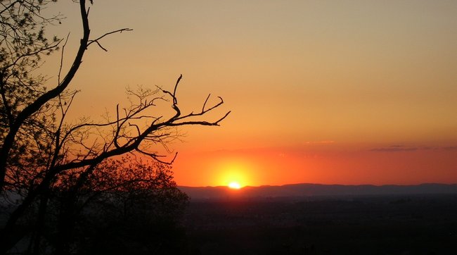 Sonnenuntergang April.jpg