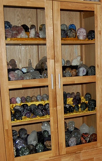Skulls Schr (2).JPG