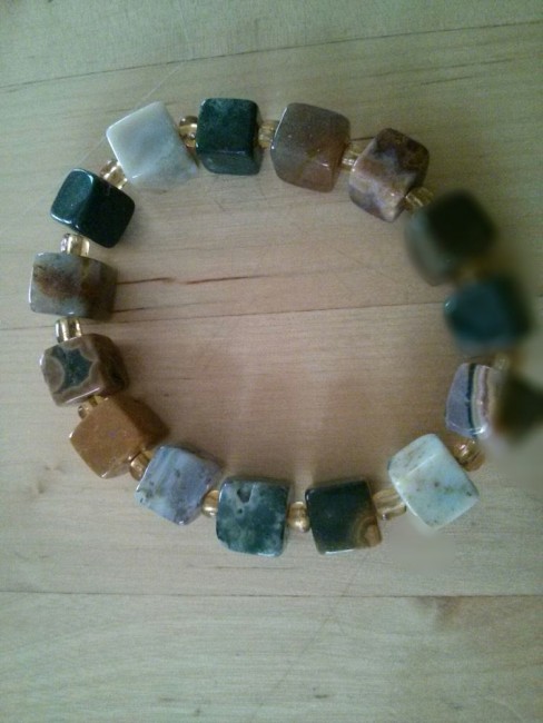 Armband Ozeanachat, selbstaufgefädelt