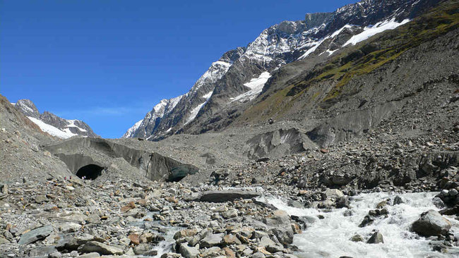 Lötschental_Gletschertor.jpg