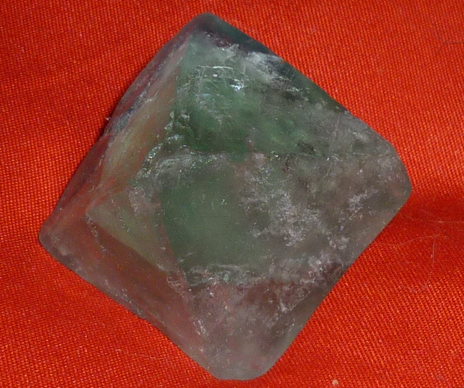 Oktaeder Fluorit.png (1.66 MiB) 15381 mal betrachtet Fluorit Oktaeder