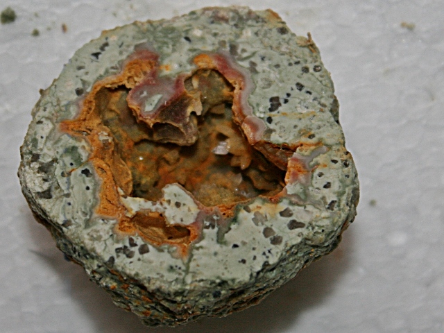 Porphyrkugel hohl