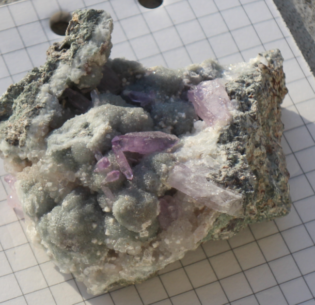 amethyst und -.png