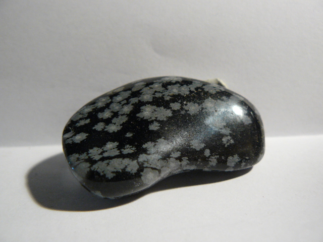 Schneeflocken Obsidian handschmeichler 2