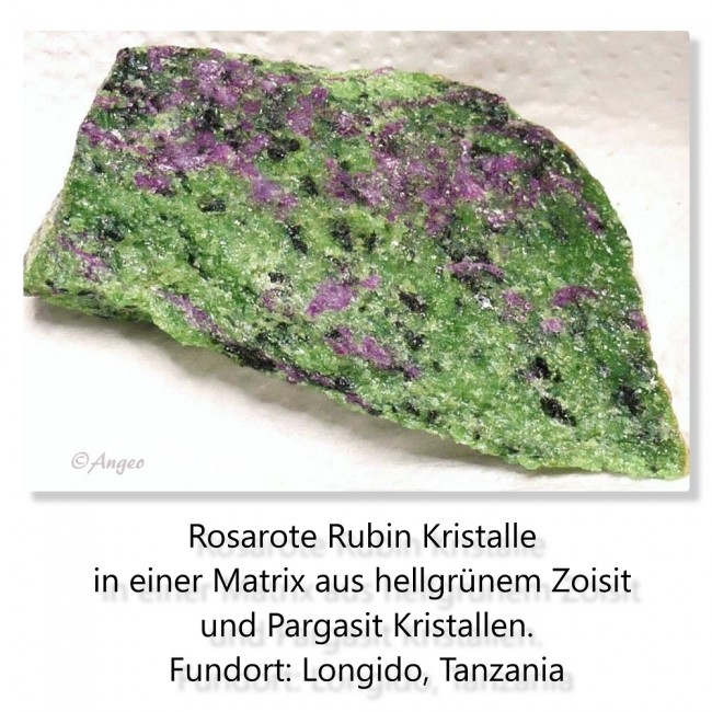Rubin Zoisit Pargasit s.jpg
