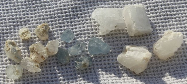 Beryllonite Vergleichs-Test 3.jpg