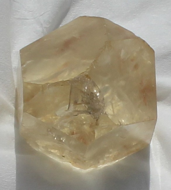 NATURAL CITRINE QUARTZ POINT, AFRICA - 52.9g beschädigt 1.jpg