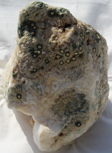 Ocean Jaspis rohstück.jpg