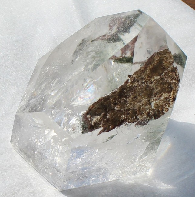 Kristallspitze mit funkeln und ablagerung.jpg