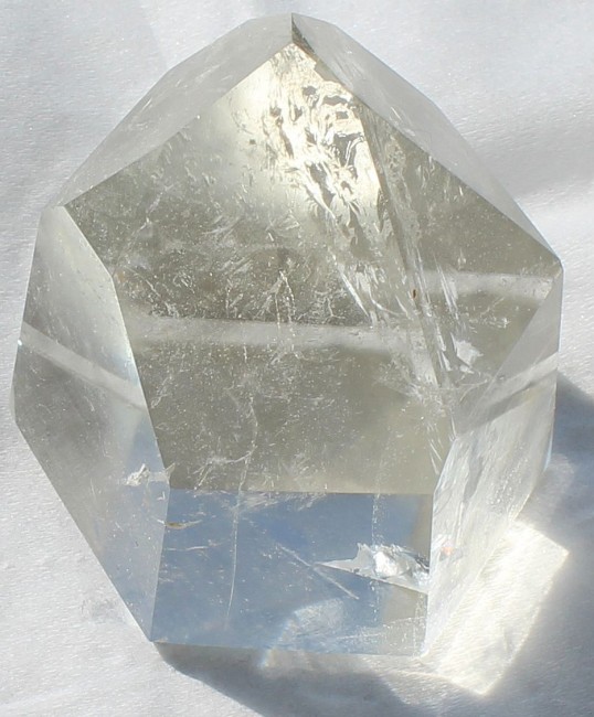Kristallspitze mit funkeln.jpg