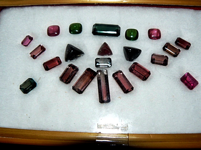 Diverse Turmaline
