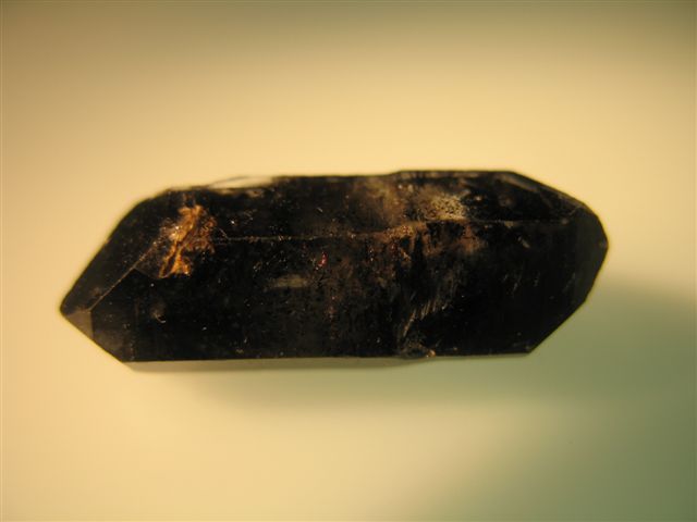 Bergkristall mit Kohlenstoffphantomen 3.JPG