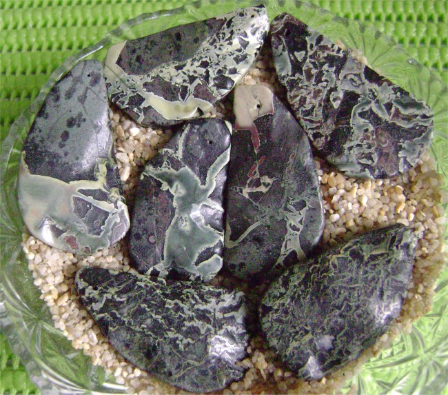 binichserpentin0001.jpg