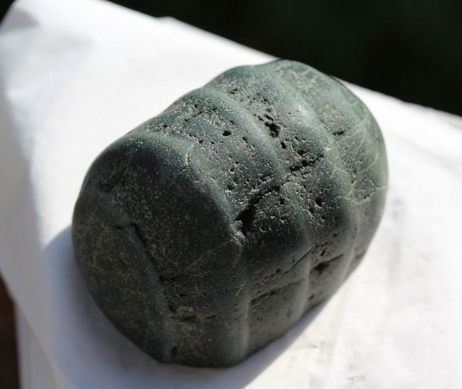 Stone Paperweight 230g Canada BC Layered 232.7g 1.jpg