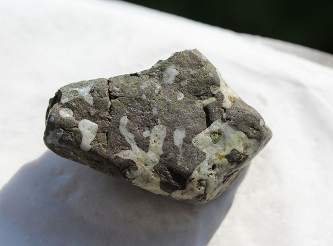 Porphyry 100g Vancouver Island B.C..jpg