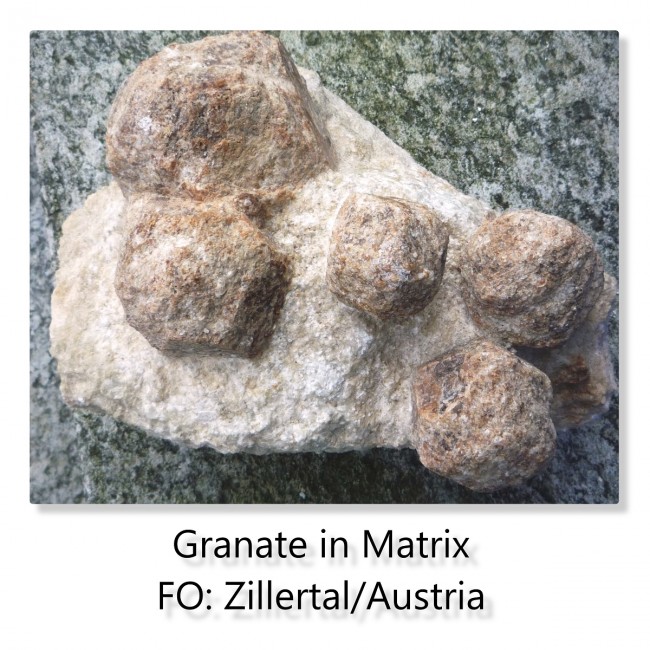 Granat in Matrix.jpg