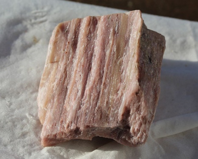Pink Jasper, Brazil, 81.2 g 1.jpg