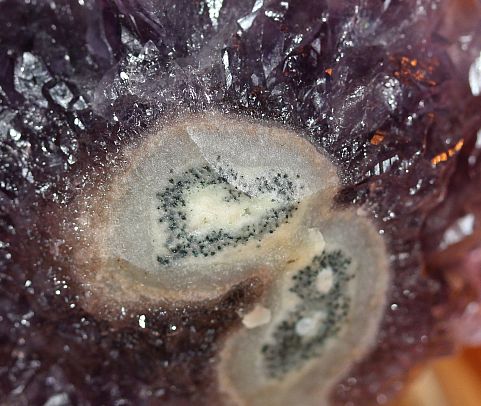 Beautiful Amethyst Quarz 11.jpg