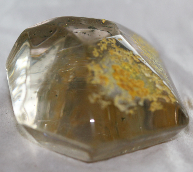 Clear yellow Ghost Phantom Seed Quartz 23.5g.png