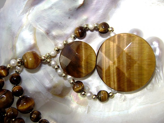 tigerauge-kette-2.jpg (136.38 KiB) 15540 mal betrachtet Tigerauge - Anhänger - Brasilien